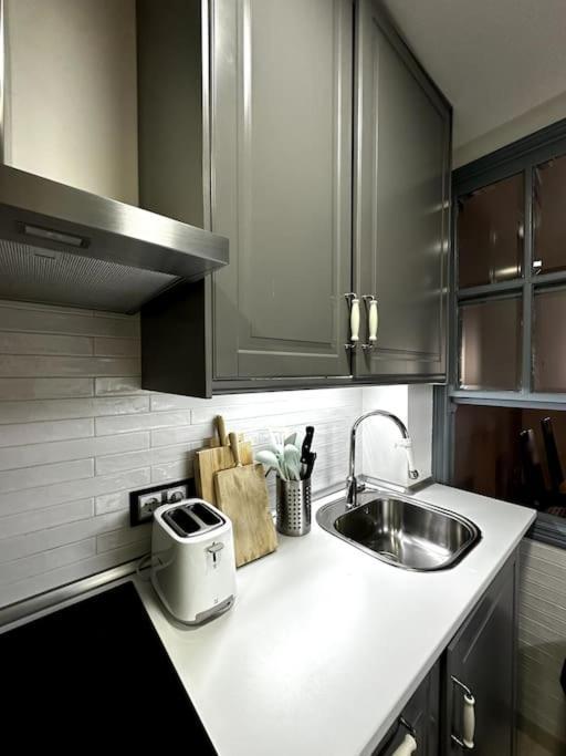 Apartamento Con Parking En Centro De Madrid-Chamberi Διαμέρισμα Εξωτερικό φωτογραφία